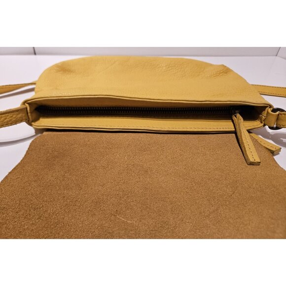 Sticks And Stones Pebbled Yellow Leather Crossbody Purse Rio In Sunflower - Picture 12 of 16